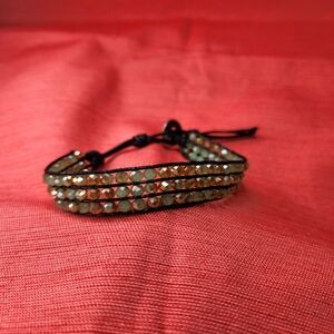 Elegant Green Hand-Beaded Bracelet with Adjustable Strap. 10 Inches.